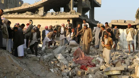 At Least 10 US Strikes Hit Yemen: What You Need to Know 2 Why Did the US strikes on Yemen?