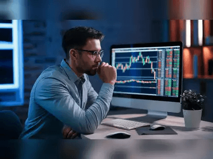 Short Sellers Target Surprising Tech Stocks: Risky 1 Short Sellers