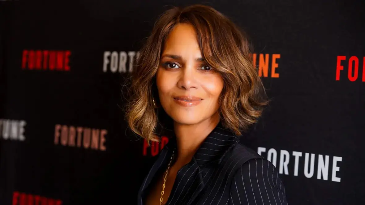 Halle Berry: A Hollywood Icon Journey 1 Halle Berry