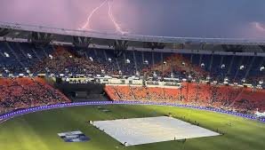 KKR vs SRH Live Streaming: Match 15 Preview and Key Insights 2 Pitch and Weather Report