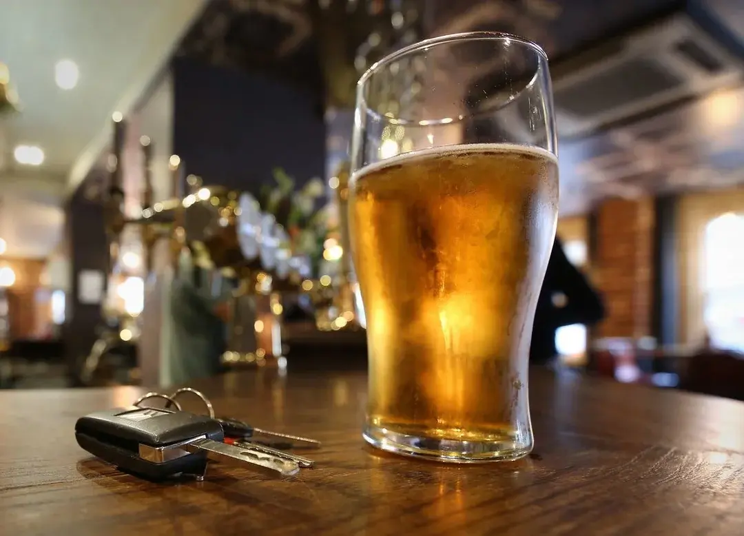 How many ml in a pint? All You Need TO Know (473 ml vs 568 ml) 1 How many ml in a pint